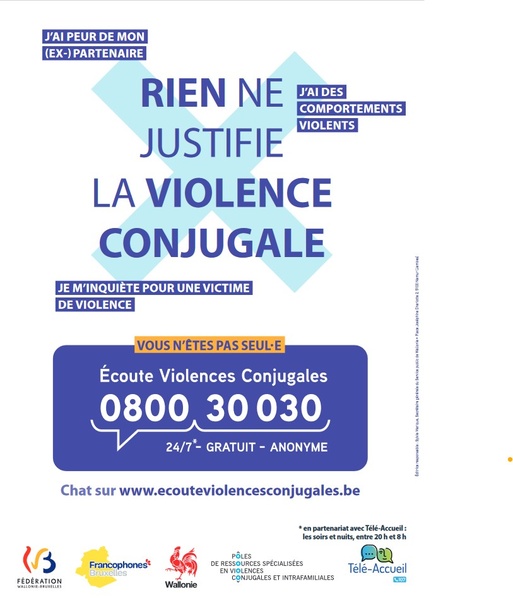 Affiche "Rien ne justifie la violence conjugale" et numéro vert: 0800 30030